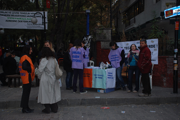Ankara Kadın Platformu "Tacize, Tecavüze Son" dedi / 13.11.2008