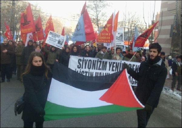 Ankaralılar Filistin'le dayanışma eylemleri yapıyor / 30-31.12.2008 / 01.01.2008