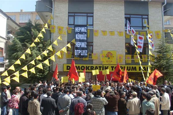 DTP'ye yapılan operasyonlar Ankara'da protesto edildi /19.04.2009