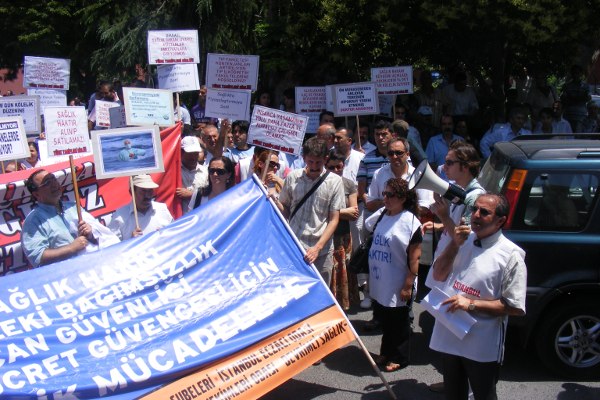 TTB İstanbul "Tam Gün Yasa Tasarısı'na Hayır!" eylemi / 24.06.2009