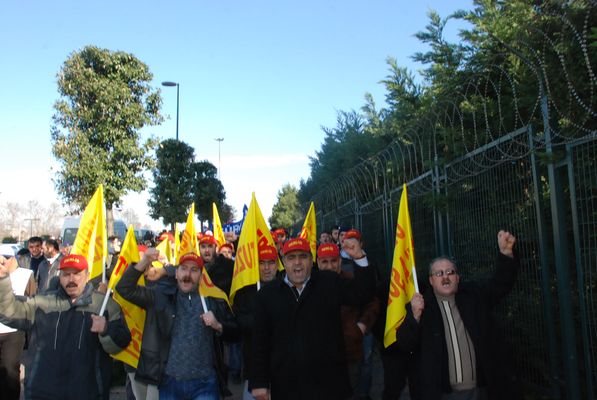 İtfaiye işçileri İBB önünde eylem yaptı! 05.01.2010