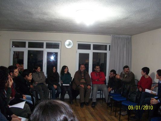 İlerici Gençlik mücadelesi 34.yılında TEKEL işçileriyle birlikte kutlandı! /10.01.2010