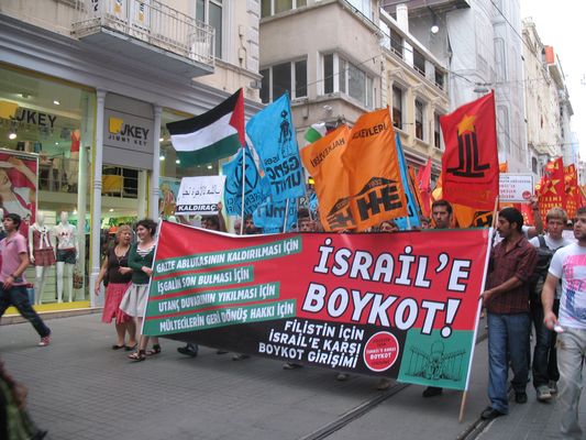 İsrail bir kez daha protesto edildi! / 05.06.2010