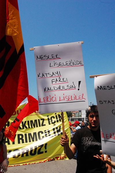 Elemeci sınavlara karşı Kadıköy'de miting / 12.04.2010