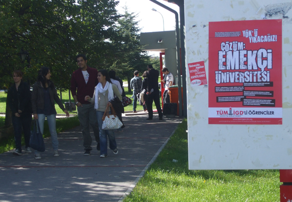 Hacettepe Üniversitesi'nden ilerici öğrenciler YÖK protestosu'na hazırlanıyor / 19.10.2010