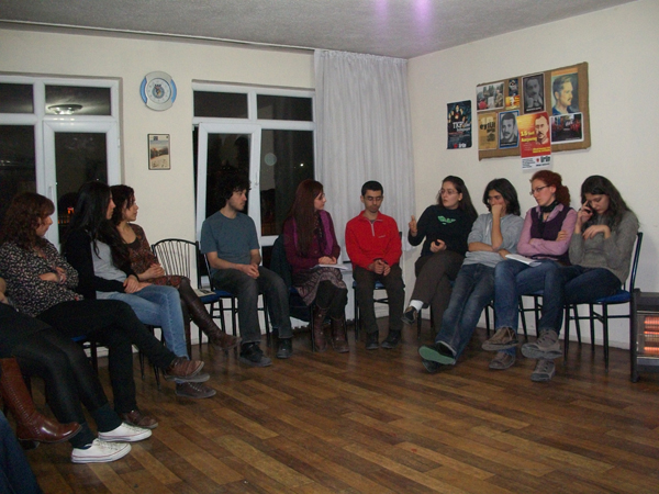 Ankaralı ilerici kadınlardan 8 Mart etkinliği / 05.03.2011