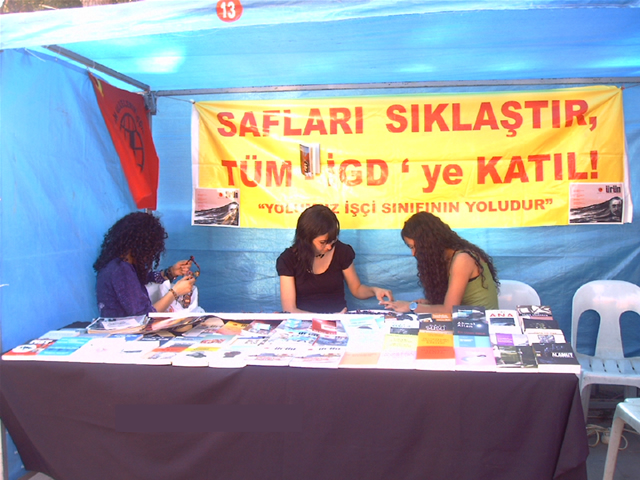 Özgürlük Türkülerimiz Bergama Sokaklarında Yankılanıyor