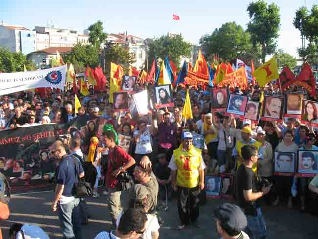 2 Temmuz Sivas Şehitlerini Anma Mitingi / 2007 / İstanbul