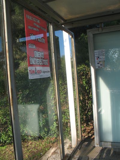 Emekçi Üniversitesi şiarı Ege Üniversitesi'nde yükseliyor / 21.10.2011