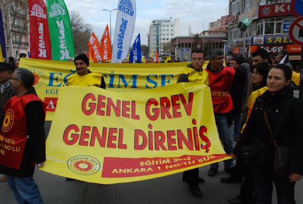 Ankara'da 21 Aralık grevinde binlerce emekçi alandaydı / 21.12.2011