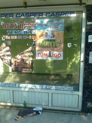 İlerici Gençler  Edirne'de afiş çalışması yaptı