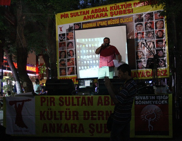 Ankara'da Pir Sultan Abdal Kültür Derneği'nden Sivas anması 