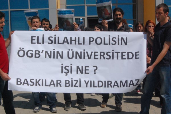 TÜ'de 1 Mayıs çığlığı saldırılara rağmen yükseliyor