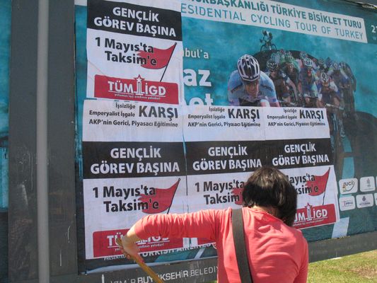 İlerici Gençler İzmir'de 1 Mayıs'ta Taksim'e çağırmayı sürdürüyor