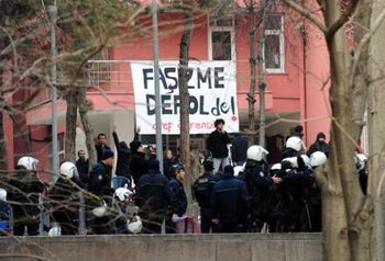 Ankara DTCF'de faşist saldırı!