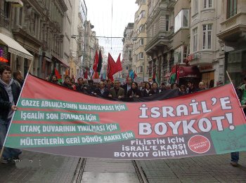 Taksim'den haykırıldı:"Filistin halkı yalnız değildir!"