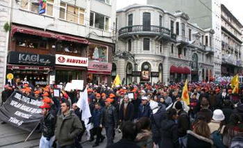 İstanbul'da işçilere yönelik saldırı protesto edildi
