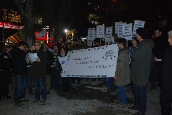 SES Ankara Şube Öğrenci Komisyonu "Enkaz değil geleceğimizi istiyoruz!" dedi