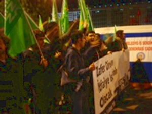 GENÇSEN'den direnişteki itfaiye işçilerine dayanışma ziyareti!