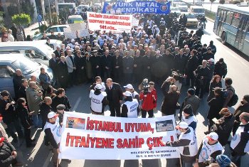 İtfaiye, TEKEL işçisi alanlarda birarada!