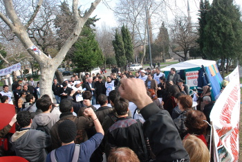 Öğrenciler itfaiye işçilerini ziyaret etti