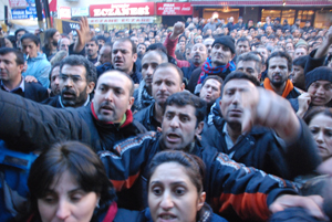 Konfederasyonlar toplandı, sonuç: "26 Mayıs günü miting"