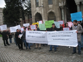 Devrimci, demokrat, yurtsever, ilerici öğrenciler Beyazıt'taydı: "Marmaray'dan TEKEL'e direne direne kazanacağız!"