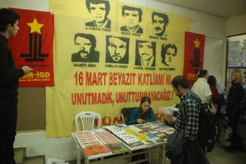 Ankara Üniversitesi İletişim Fakültesinde İlerici Gençler stant açtı