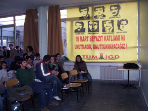 16 Mart şehitleri H.Ü. Sosyal Hizmet Bölümü'nde anıldı