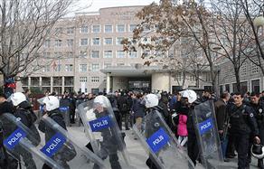 DTCF'de faşist saldırı!