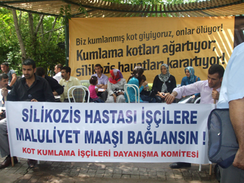 Silikozis hastası kot kumlama işçileri Ankara'da