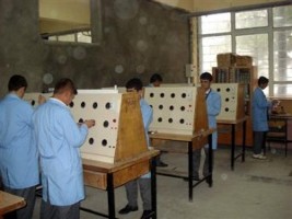 Meslek liselinin cebindeki üç kuruşa göz dikiliyor!