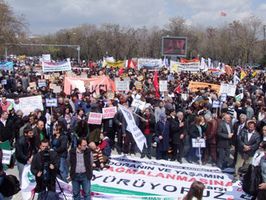 Binler Ankara'da haykırdı: "Doğayı yağmalatmayacağız"