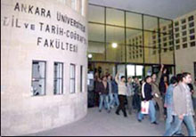 Ankara'da faşistler öğrencilere saldırdı