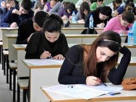 İlerici Liseliler elemeci sınavlara karşı sesini yükseltiyor!