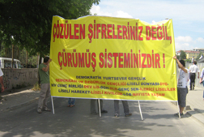 ''Çözülen şifreleriniz değil çürümüş sisteminizdir'' mitingi gerçekleşti