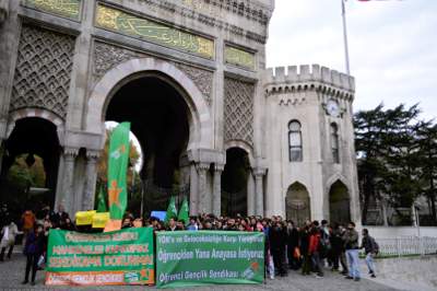 GENÇ-SEN, YÖK'e karşı Beyazıt'daydı