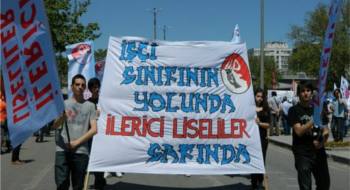 İlerici Liseliler Ankara'da 1 Mayıs alanındaydı