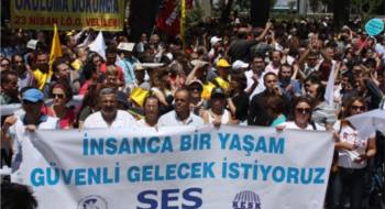 İzmirli emekçiler de G(ö)rev başındaydı