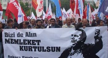 Metin Lokumcu Ankara'da yüzlerce kişi tarafından anıldı