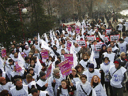 Sağlık emekçileri Ankara'da kadro taleplerini haykırdılar!
