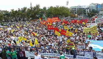 Türkiye halkları barış için alanlardaydı!