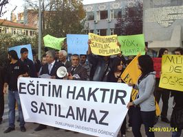 Kütahya'da YÖK protestosu