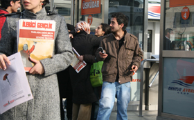 TÜM-İGD'li Kadınlar Taksim ve Beşiktaş'taydı