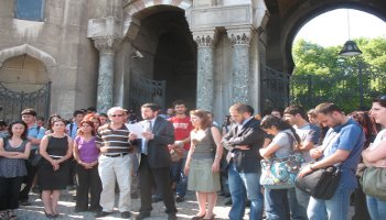 Çağdaş Avukatlar Grubu İÜ öğrencilerini yalnız bırakmadı