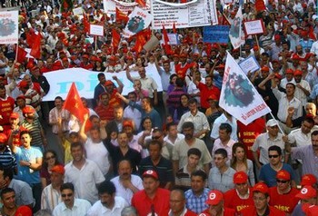 Karşıyaka Kent AŞ işçileri direnişe devam ediyor