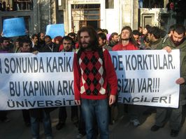 İstanbul Üniversitesi haykırdı: Katil polis üniversiteden defol!
