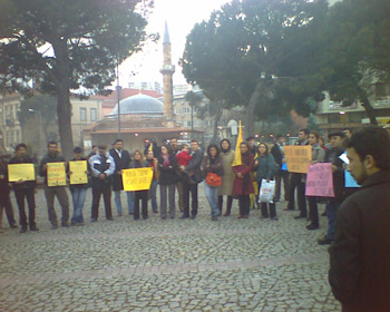 Hrant Dink'in katli Bergama'da protesto edildi