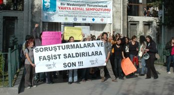 Genç-Sen İstanbul Üniversitesi'nde soruşturmaları ve faşist saldırıyı protesto etti. 