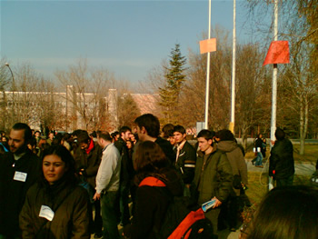 Kantinlerimizi geri istiyoruz